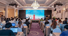 Đường phố TPHCM thông thoáng trong ngày đầu đi làm sau Tết