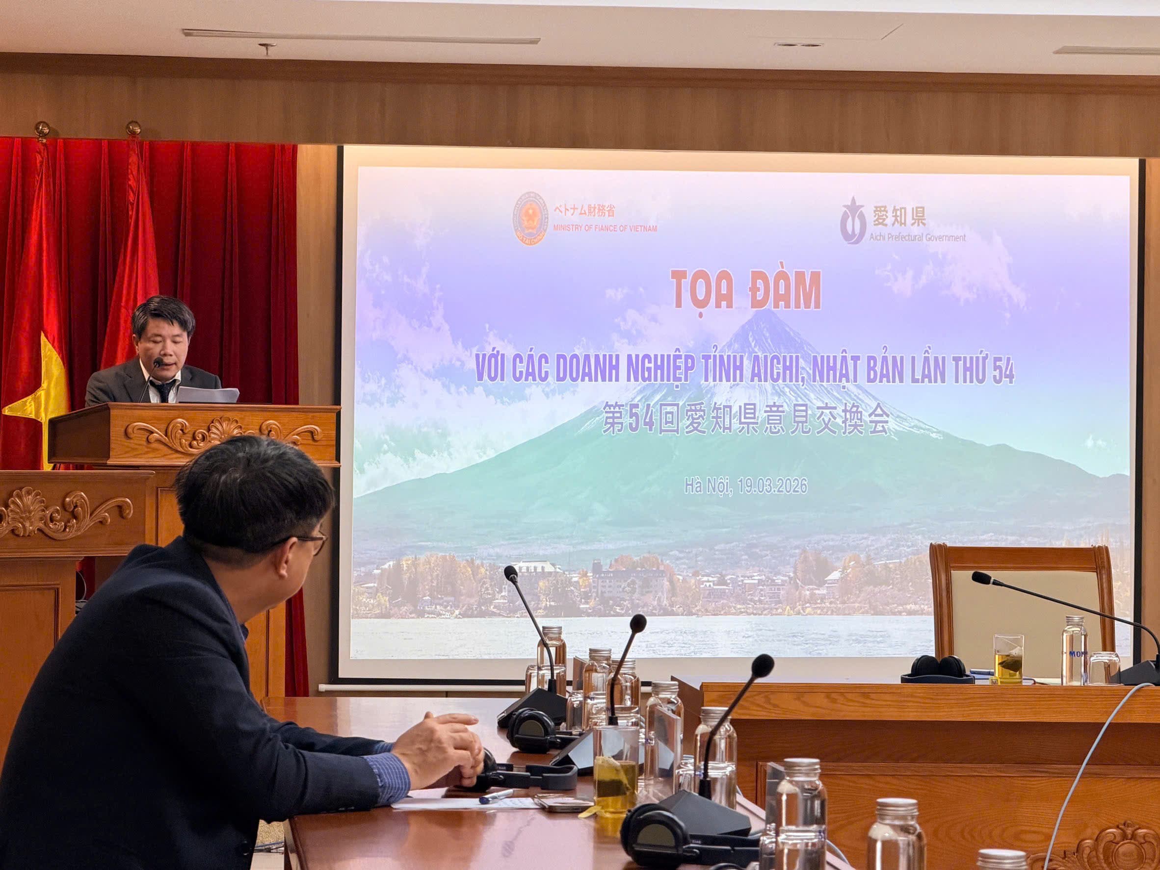 Tổ chức tọa đàm trực tuyến với Doanh nghiệp Aichi lần thứ 54