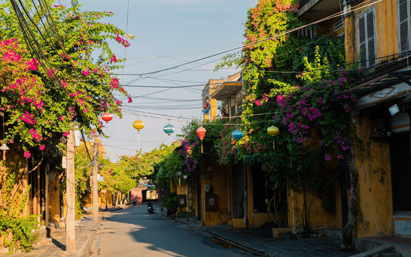 Việt Nam là Điểm đến hàng đầu châu Á năm 2021 -0