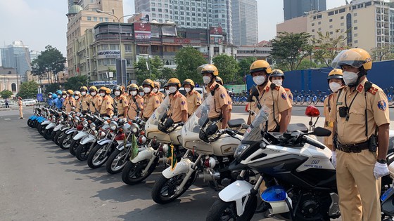 Chủ tịch UBND TPHCM Phan Văn Mãi: Khởi động hàng loạt công trình giao thông trọng điểm trong năm 2022 ảnh 2