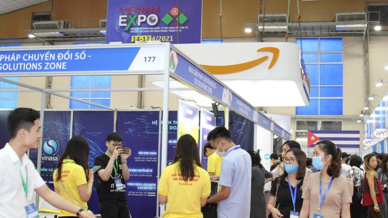 Vietnam Expo 2021 đã thu hút 10.250 lượt khách trong nước và quốc tế thăm quan, giao thương kết nối hợp tác.
