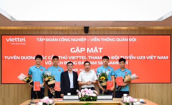 Viettel tuyên dương 4 cầu thủ có đóng góp cho U23 Việt Nam tại SEA Games 31 ảnh 1