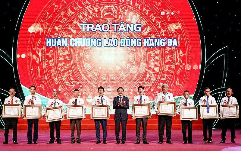 Vinh danh 300 nông dân sản xuất, kinh doanh giỏi giai đoạn 2017-2022 ảnh 1