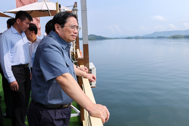 Thủ tướng Phạm Minh Chính khảo sát một số công trình, đồ án, dự án tại Yên Bái - Ảnh 2.