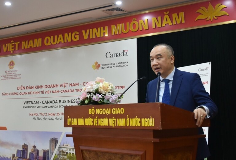 Phó Chủ nhiệm Ủy ban Nhà nước về người Việt Nam ở nước ngoài Nguyễn Mạnh Đông phát biểu khai mạc tại Diễn đàn.