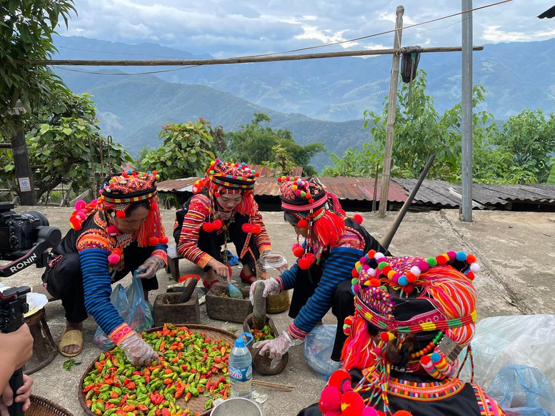 Đưa sản phẩm OCOP 'made in Lai Châu' vươn xa, bay cao- Ảnh 4.